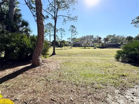 5124 Harpers Croft Sarasota FL 34235