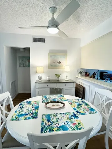 5124 Harpers Croft Sarasota FL 34235