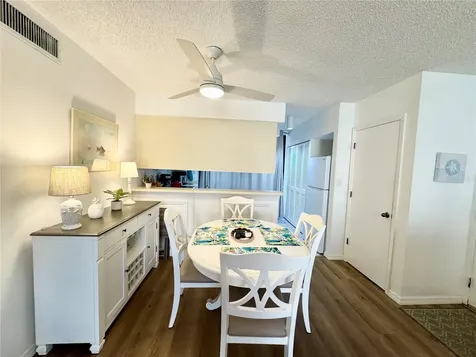 5124 Harpers Croft Sarasota FL 34235