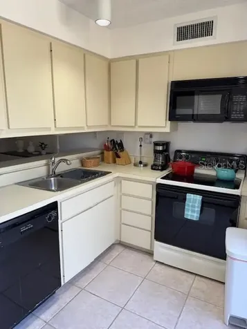 5124 Harpers Croft Sarasota FL 34235