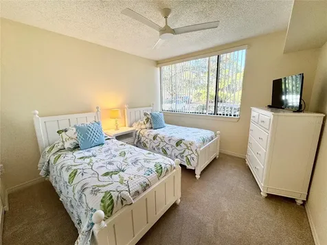 5124 Harpers Croft Sarasota FL 34235