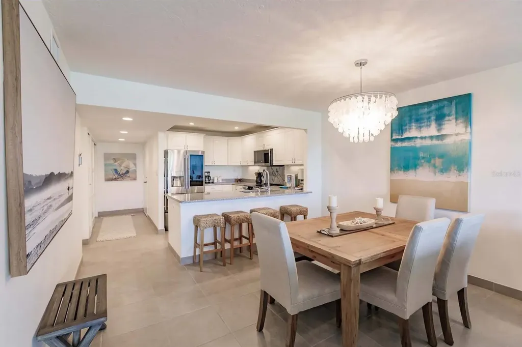 1125 W Peppertree Drive Sarasota FL 34242