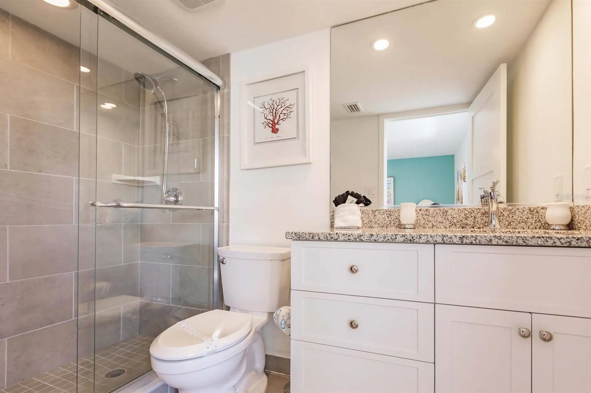 1125 W Peppertree Drive Sarasota FL 34242