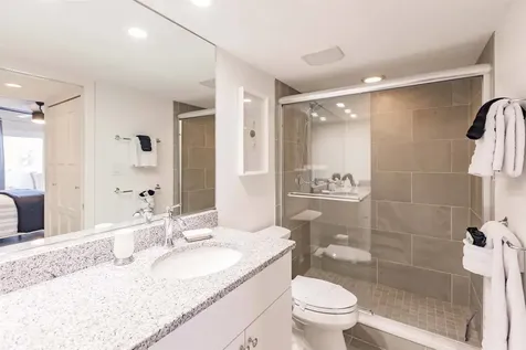 1125 W Peppertree Drive Sarasota FL 34242