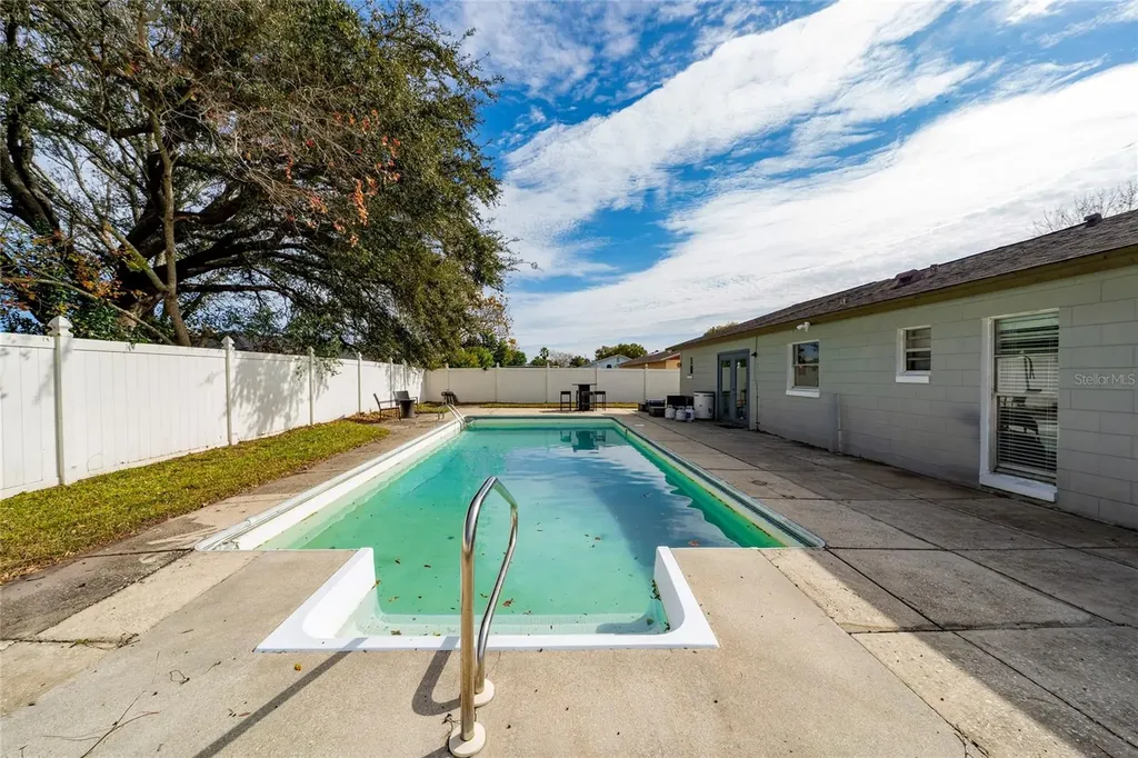 115 Toluca Drive Kissimmee FL 34743