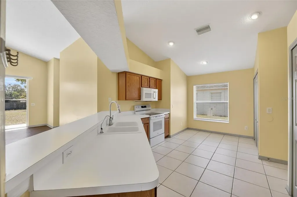813 Cristelle Jean Drive Ruskin FL 33570