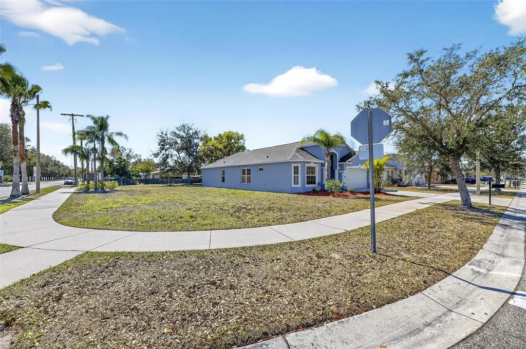 813 Cristelle Jean Drive Ruskin FL 33570