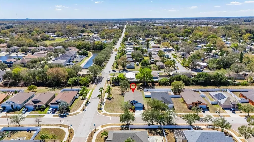813 Cristelle Jean Drive Ruskin FL 33570