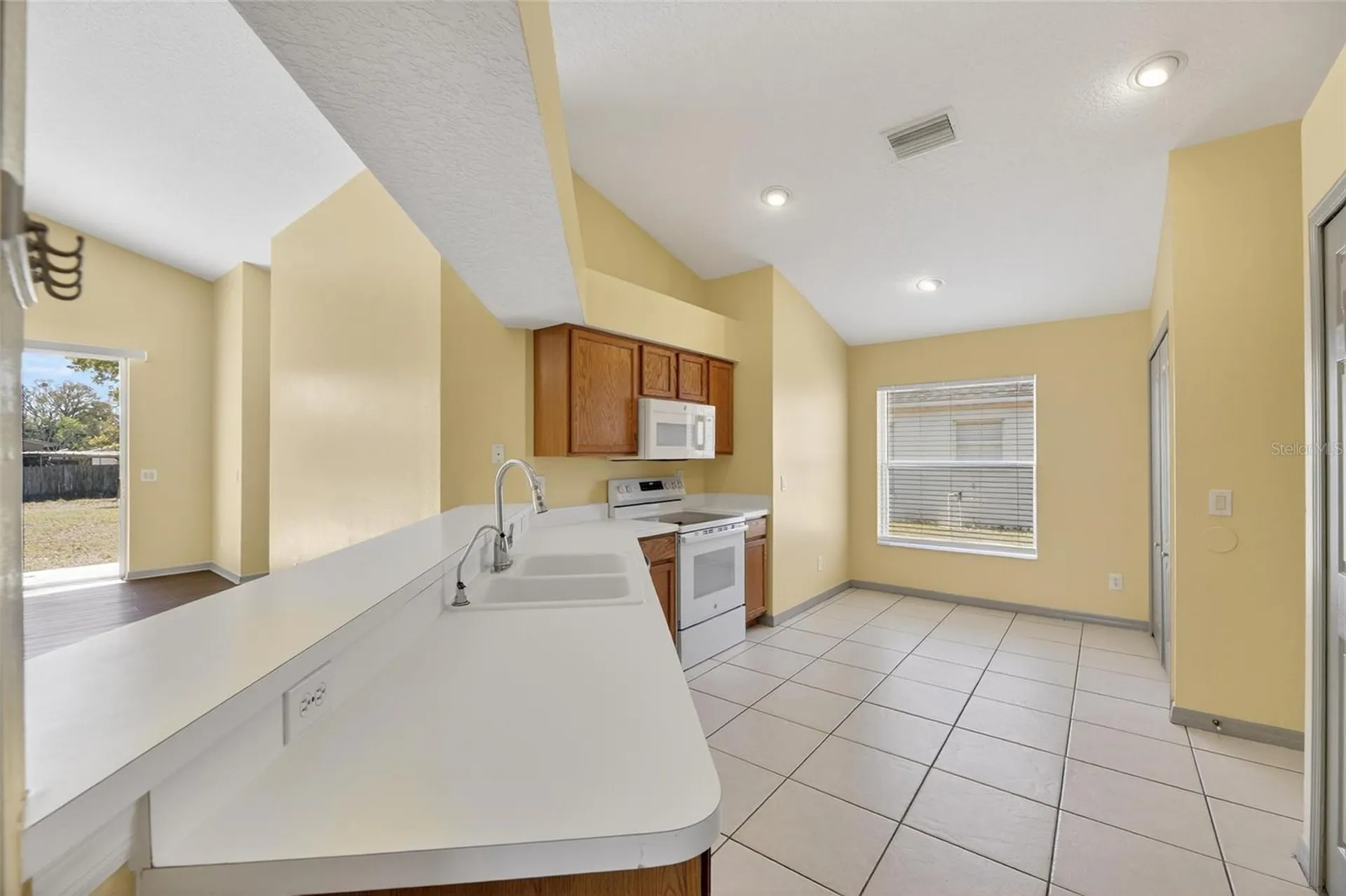 813 Cristelle Jean Drive Ruskin FL 33570