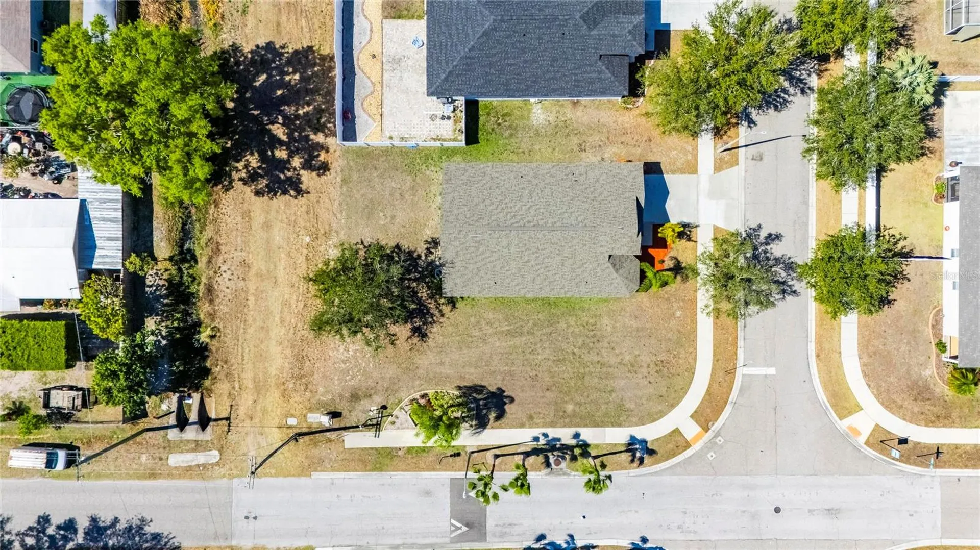 813 Cristelle Jean Drive Ruskin FL 33570