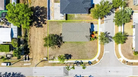 813 Cristelle Jean Drive Ruskin FL 33570