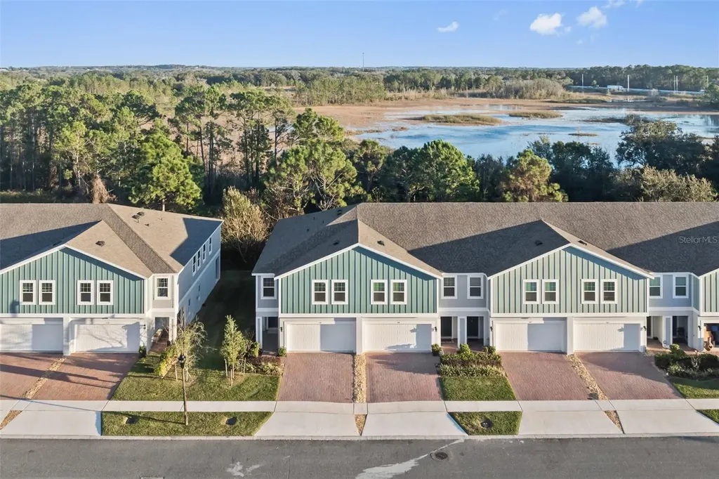 156 Glass Onion Drive Howey In The Hills FL 34737