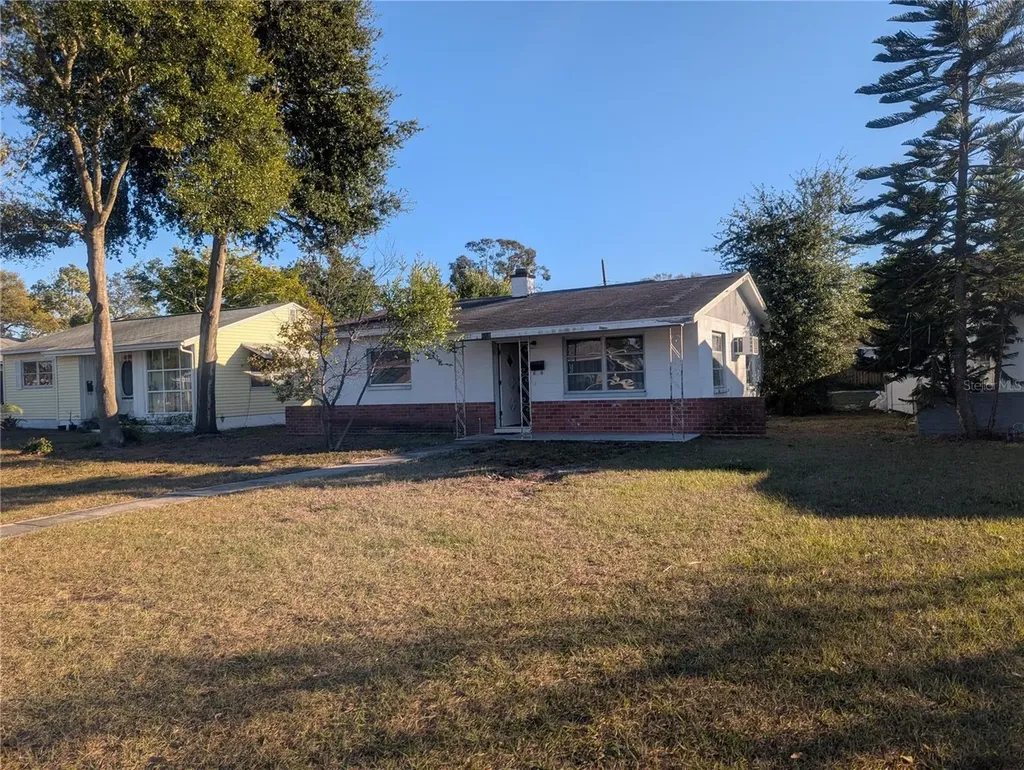 4728 20th Avenue N St Petersburg FL 33713