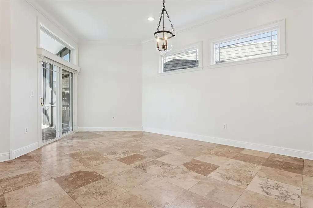 11606 Lipsey Road Tampa FL 33618