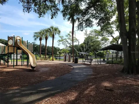 11606 Lipsey Road Tampa FL 33618