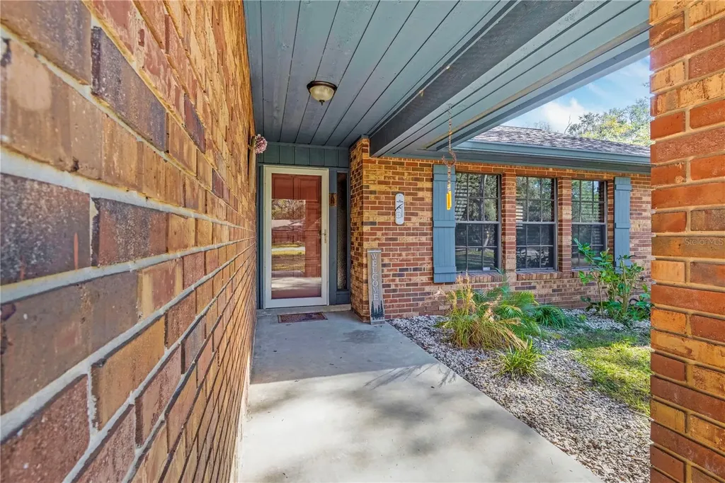 2417 S Oak Park Drive Deland FL 32724