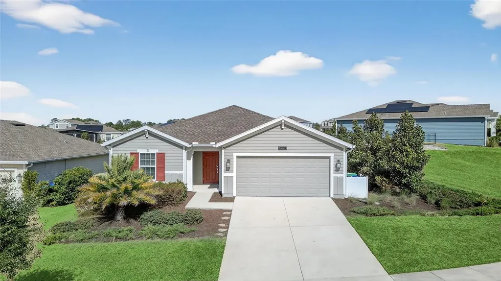 4773 Magnetite Loop Mount Dora FL 32757