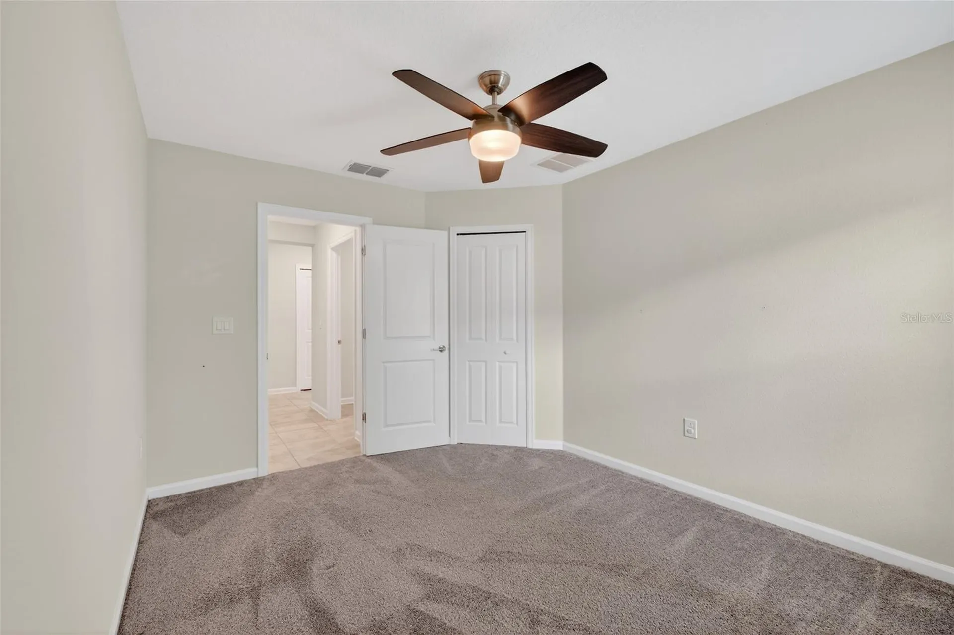 4773 Magnetite Loop Mount Dora FL 32757