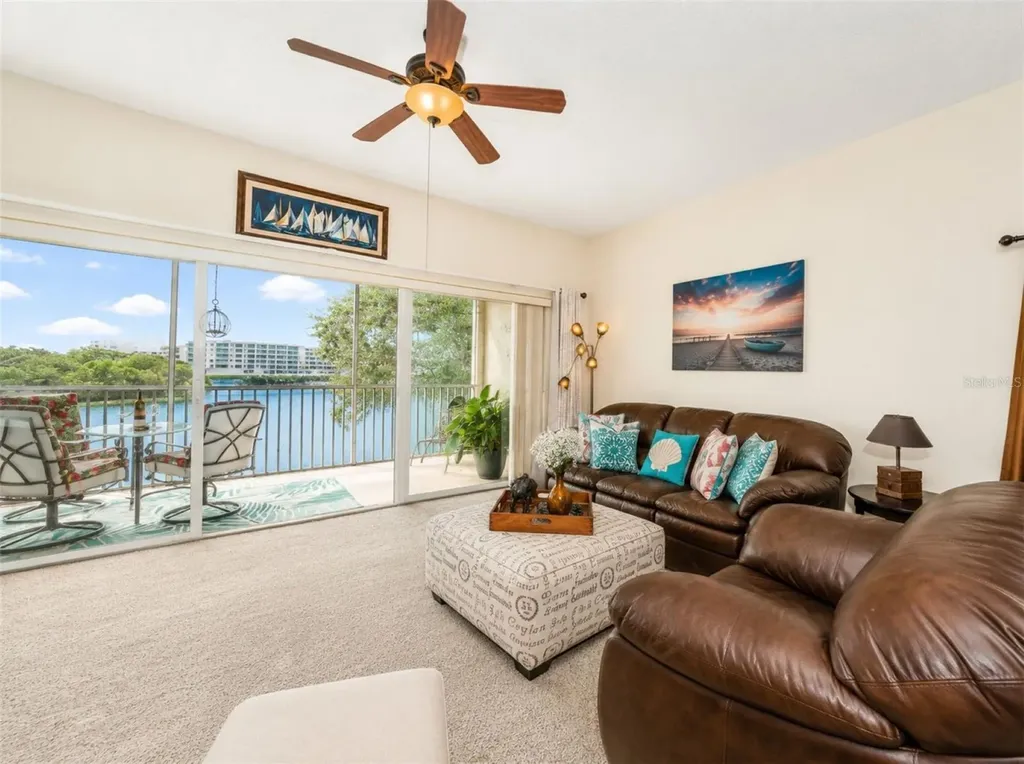 6363 99th Way N St Petersburg FL 33708