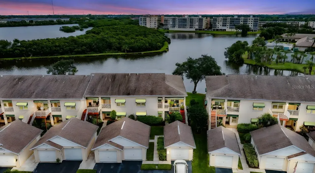 6363 99th Way N St Petersburg FL 33708