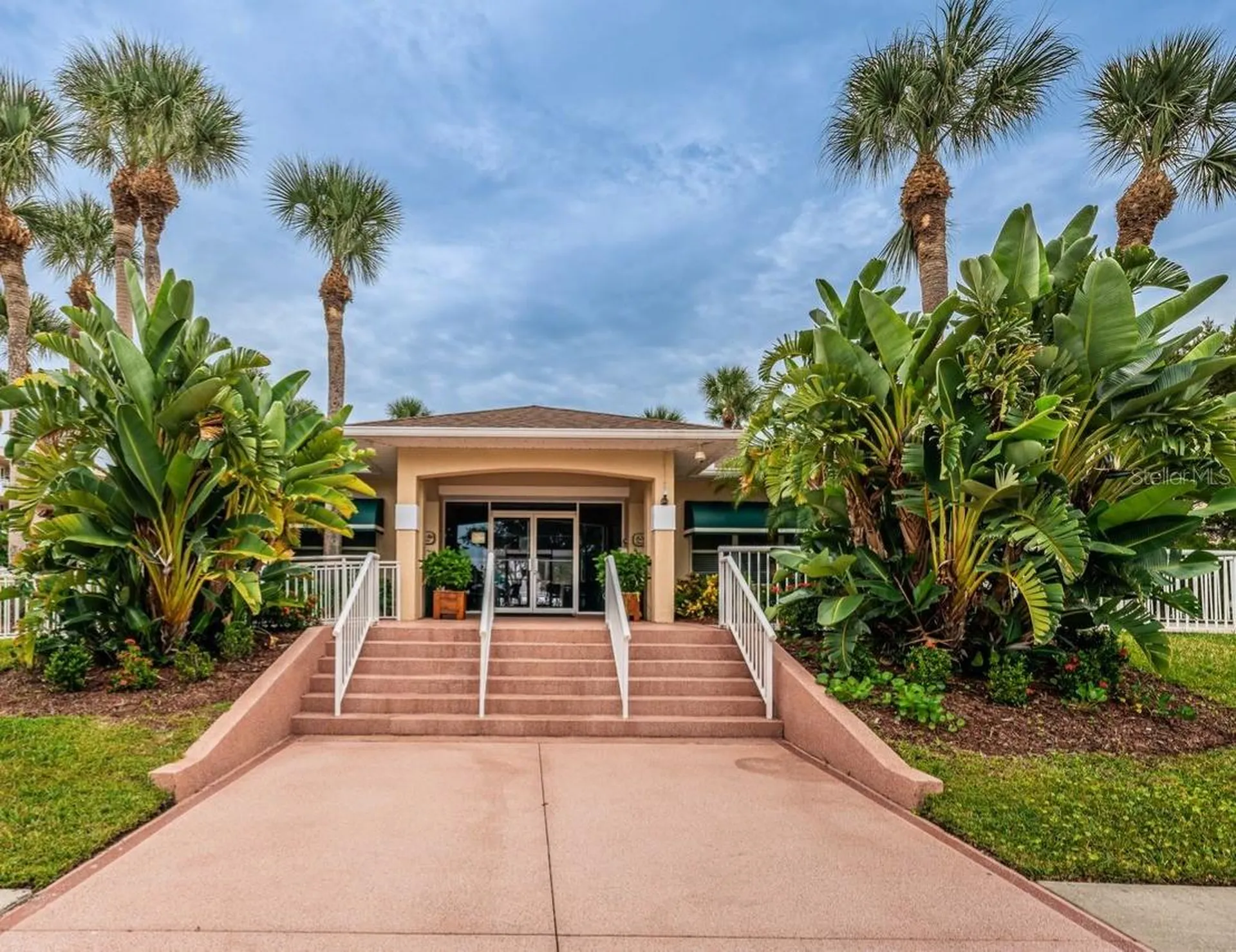 6363 99th Way N St Petersburg FL 33708