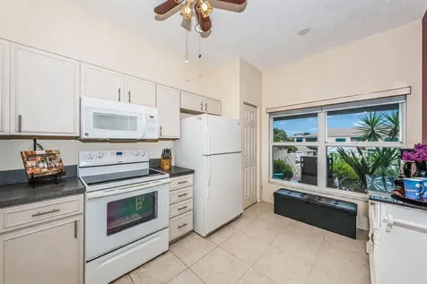 6363 99th Way N St Petersburg FL 33708