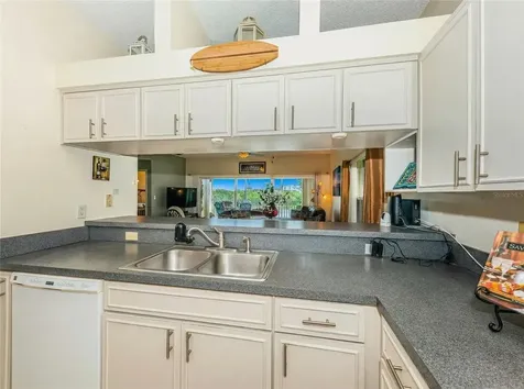 6363 99th Way N St Petersburg FL 33708