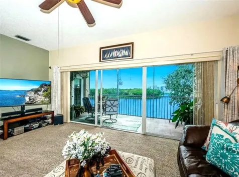 6363 99th Way N St Petersburg FL 33708