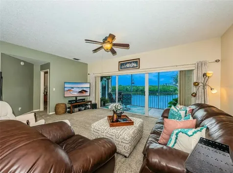 6363 99th Way N St Petersburg FL 33708