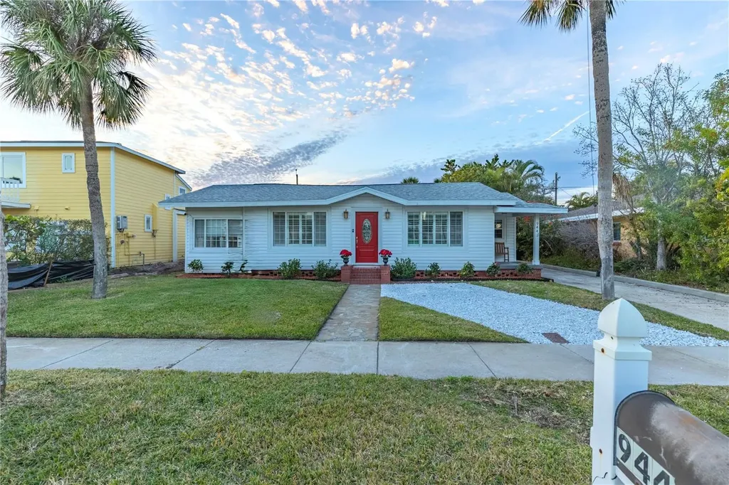 944 Bruce Avenue Clearwater Beach FL 33767