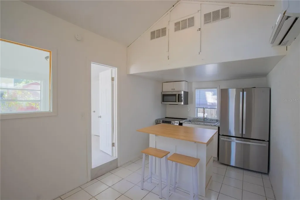 944 Bruce Avenue Clearwater Beach FL 33767