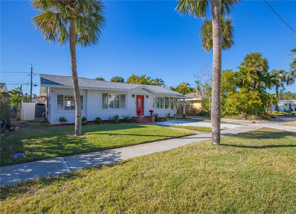 944 Bruce Avenue Clearwater Beach FL 33767