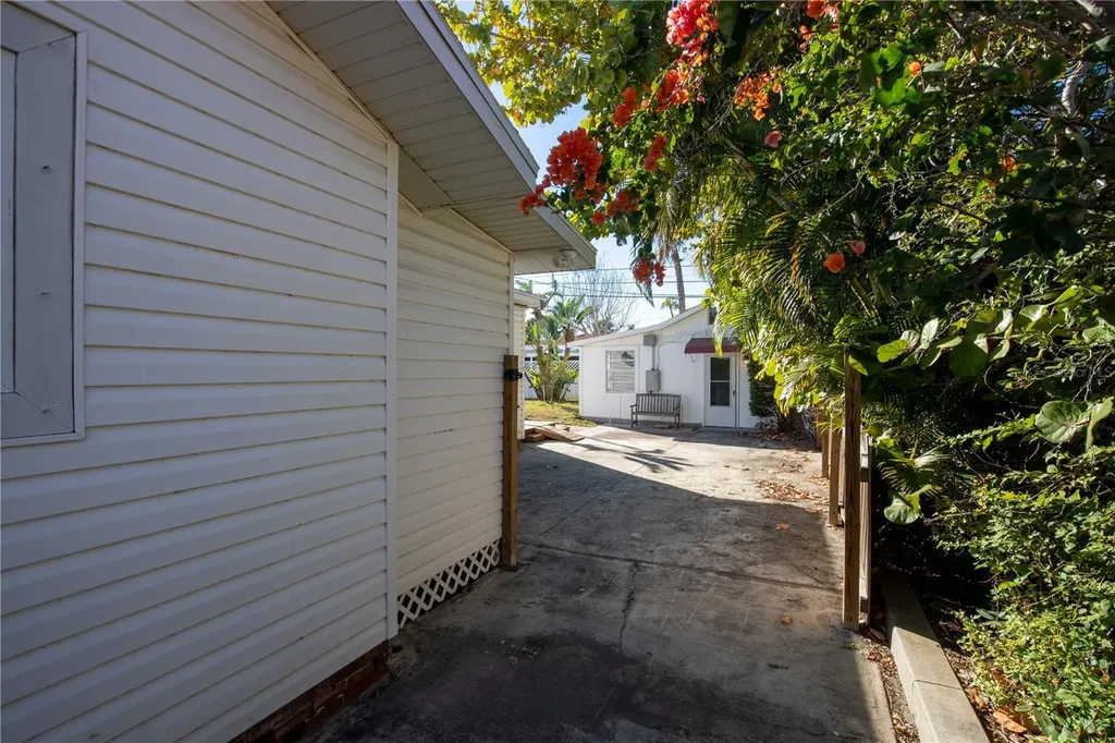944 Bruce Avenue Clearwater Beach FL 33767
