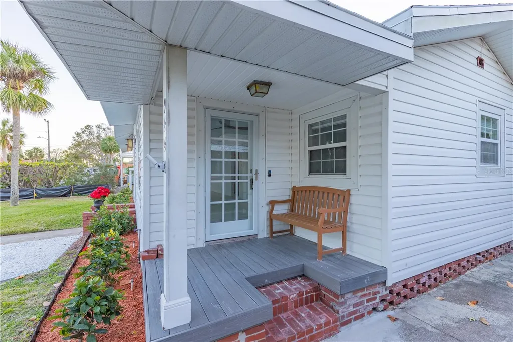 944 Bruce Avenue Clearwater Beach FL 33767