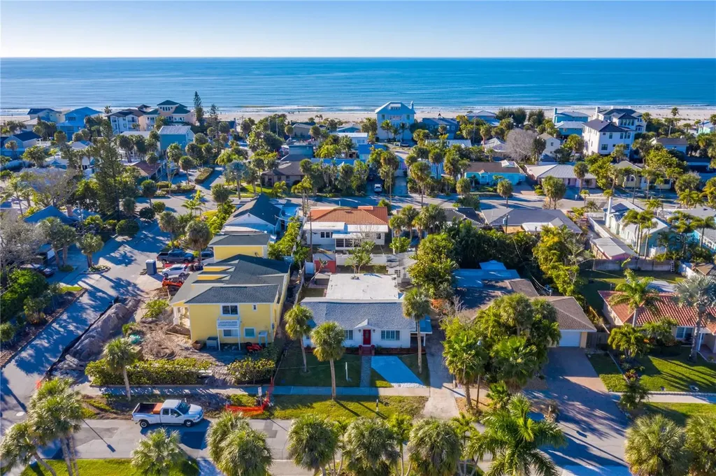 944 Bruce Avenue Clearwater Beach FL 33767