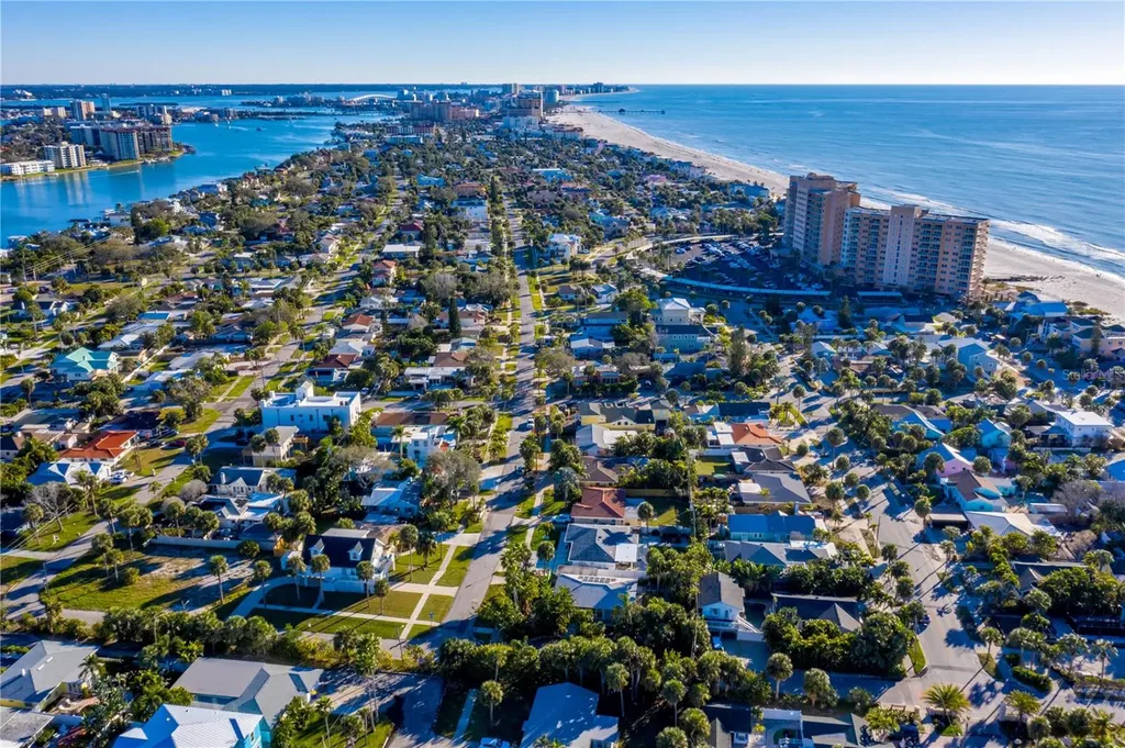 944 Bruce Avenue Clearwater Beach FL 33767
