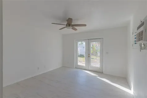 944 Bruce Avenue Clearwater Beach FL 33767