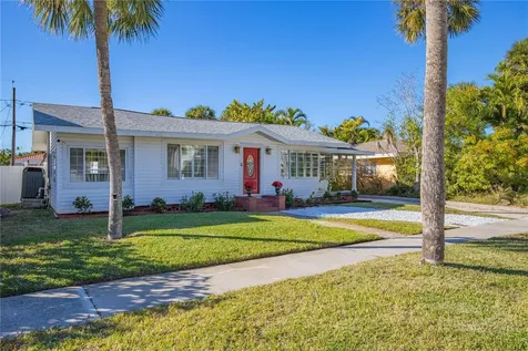 944 Bruce Avenue Clearwater Beach FL 33767