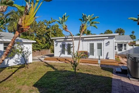 944 Bruce Avenue Clearwater Beach FL 33767