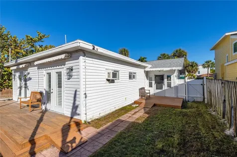 944 Bruce Avenue Clearwater Beach FL 33767