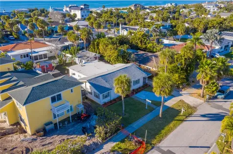 944 Bruce Avenue Clearwater Beach FL 33767