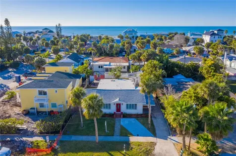 944 Bruce Avenue Clearwater Beach FL 33767
