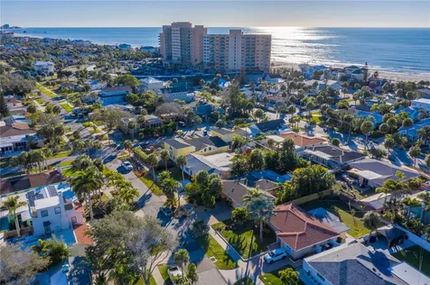 944 Bruce Avenue Clearwater Beach FL 33767