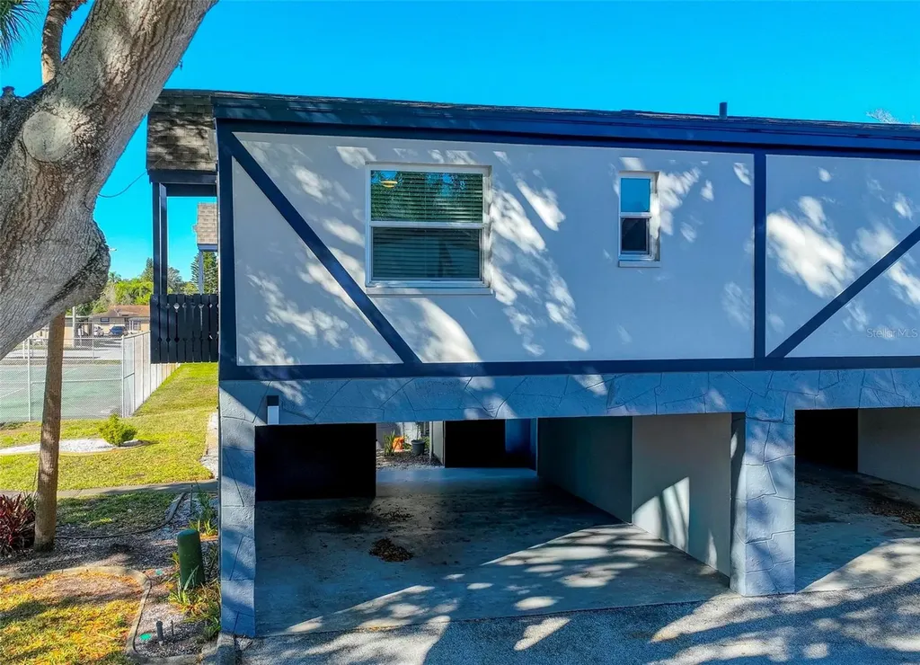 1126 King Arthur Court Dunedin FL 34698