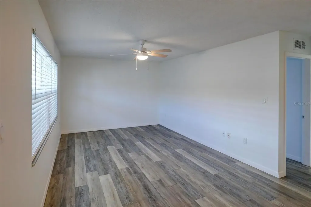 1126 King Arthur Court Dunedin FL 34698