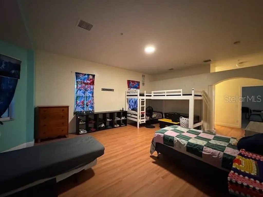 12140 Murray Avenue Largo FL 33778