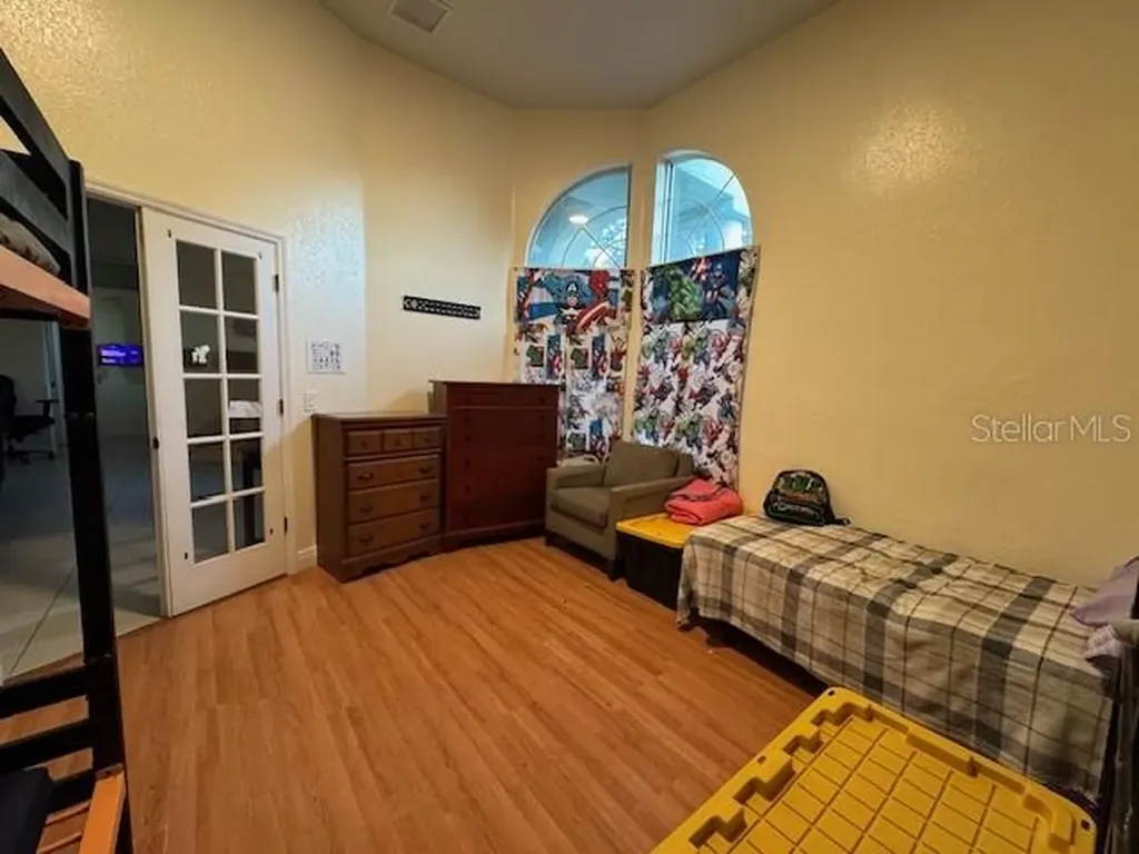12140 Murray Avenue Largo FL 33778