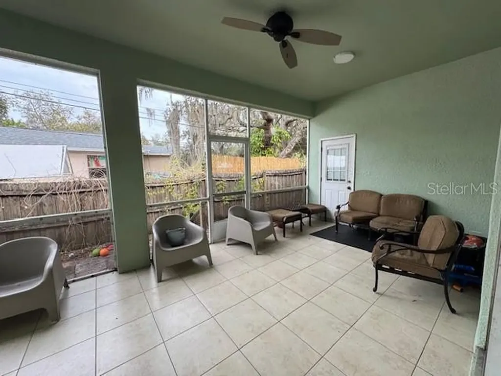 12140 Murray Avenue Largo FL 33778