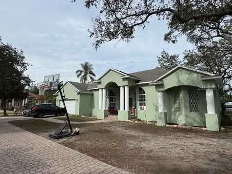 12140 Murray Avenue Largo FL 33778
