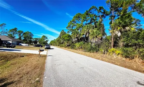 17492 Waco Avenue Port Charlotte FL 33948